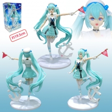 初音水手盒装手办